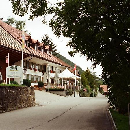 Готель Gasthof Loewen Wisen Екстер'єр фото